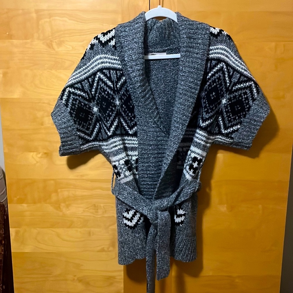Old Navy Sweater
